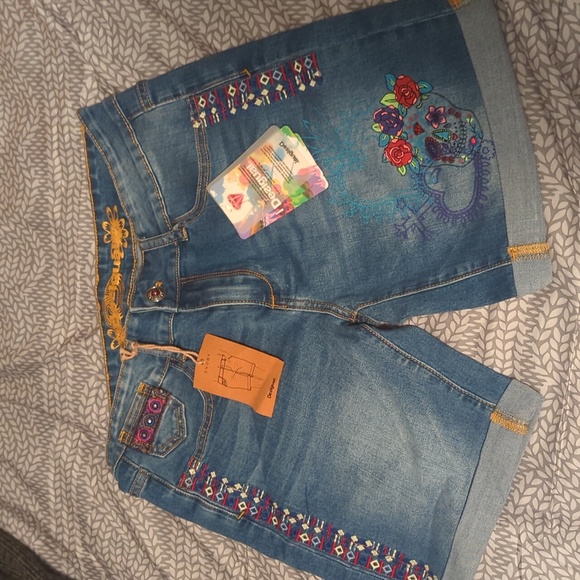 Desigual Catrina Denim Shorts - Picture 1 of 10
